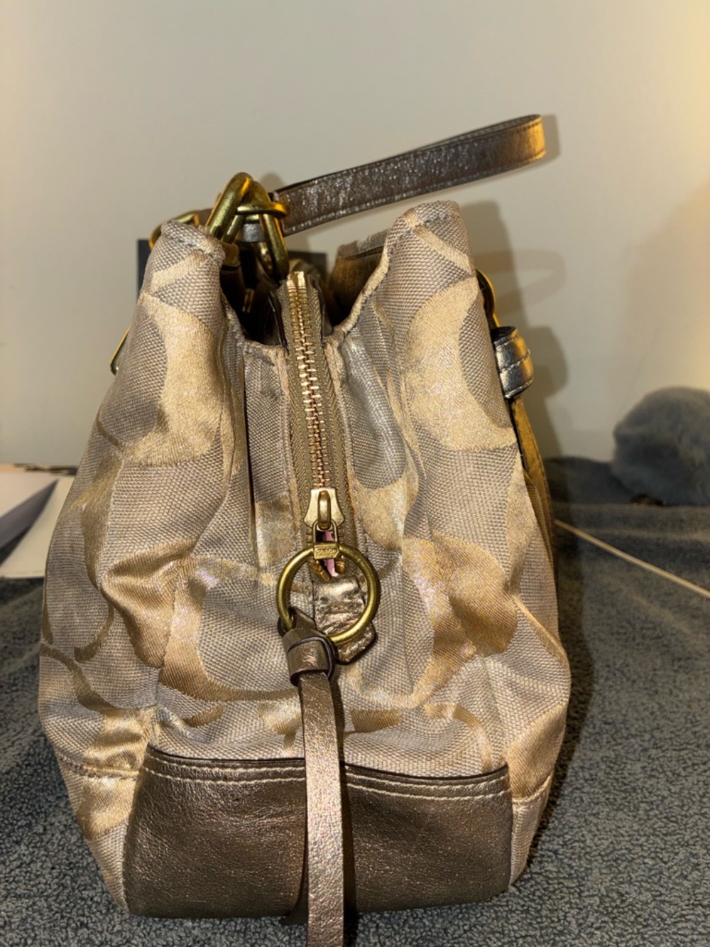 Coach Metallic Signature Satchel in Gold and Champagne - Picture 4 of 10